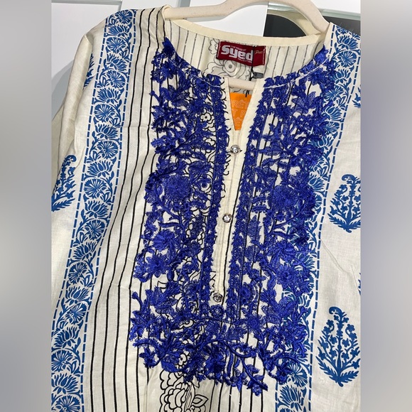 Dress - Picture 12 of 16